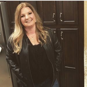 Meet your Posher, Monica